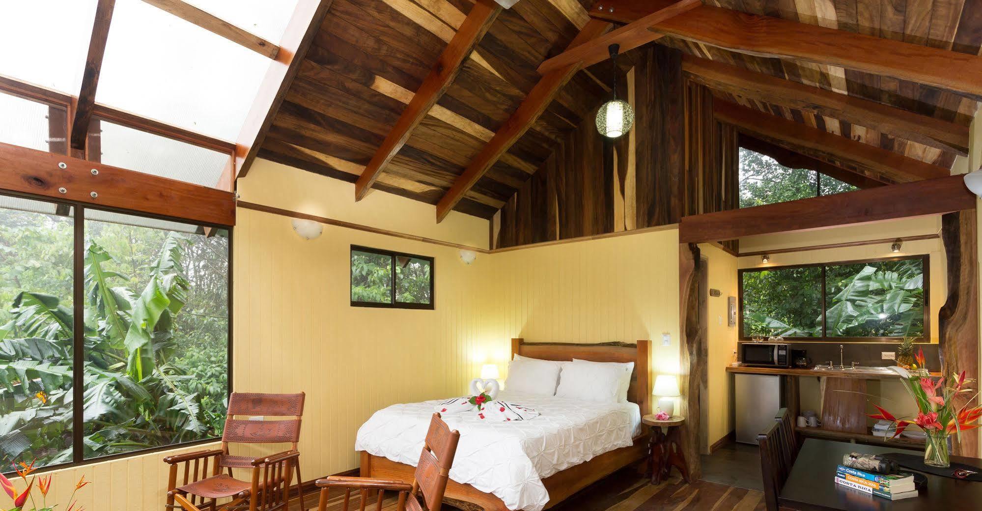 Casitas Tenorio B&B And Farm Bijagua Bagian luar foto