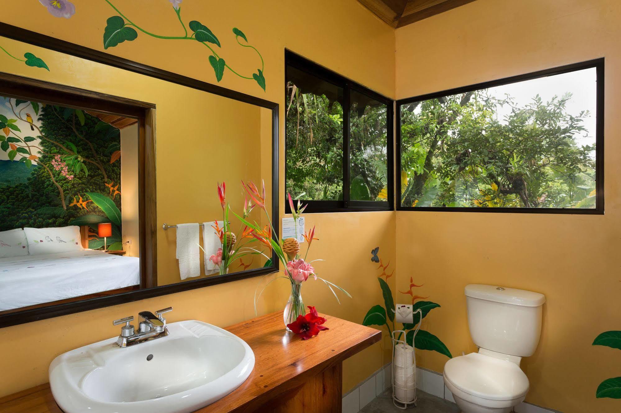 Casitas Tenorio B&B And Farm Bijagua Bagian luar foto