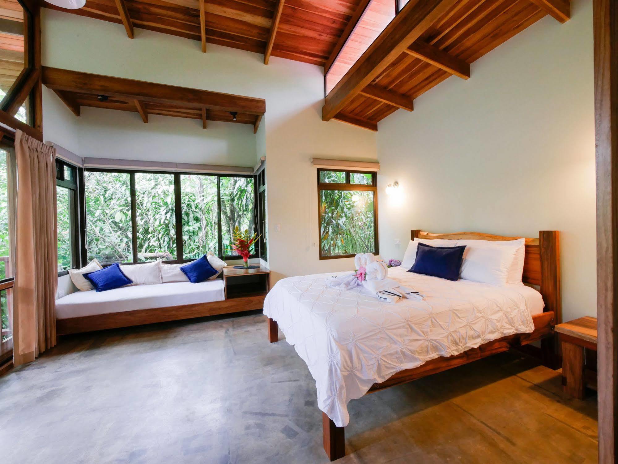 Casitas Tenorio B&B And Farm Bijagua Bagian luar foto