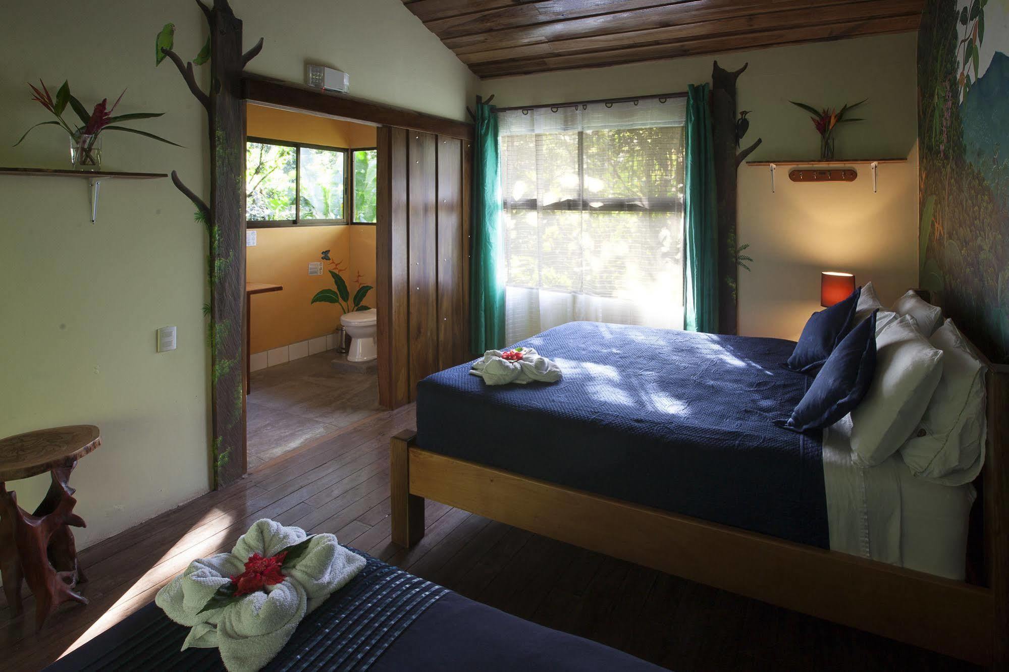 Casitas Tenorio B&B And Farm Bijagua Bagian luar foto